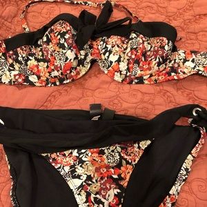 WHBM bandeau bikini